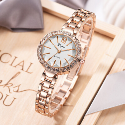 

RM Fashion Small European Simple Casual Beauty And Delicate Bracelet Watch