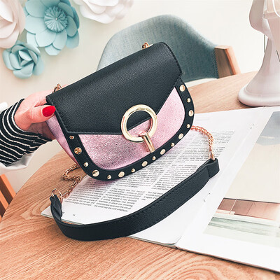 

Qiao Bani 2019 new Korean fashion Dongdaemun rivet flip bag shoulder diagonal tide handbags a generation