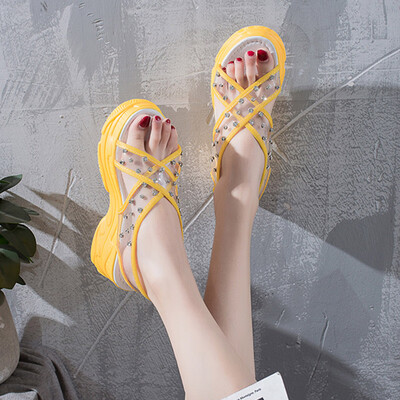 

Summer fairy transparent crystal Korean version of muffin bottom cross with rivet toe buckle thick bottom sports women sandals