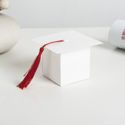 

FUNNYBUNNY Celebration Bachelor Hat Packing Box Graduation Party Returning Wedding Candy Box Gift Bags Packaging