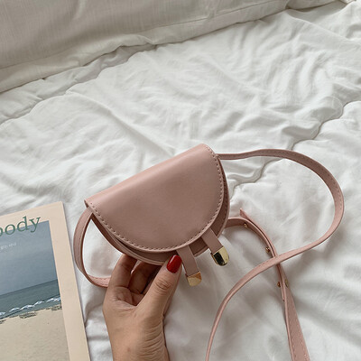 

Xiaock Qixi Limited Baggage Girls Fashion Single Shoulder Semi-circle Saddle Bag Baitie Leisure Slant Bag