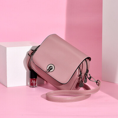 

Small bag female simple lock small square bag shoulder Messenger bag 2019 new wild casual student summer bag