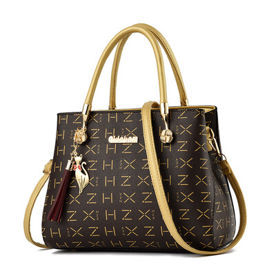 

Middle-aged ladys bag mother Baochao Korean version fashionable summer scholar slanting large capacity one-shoulder handbag