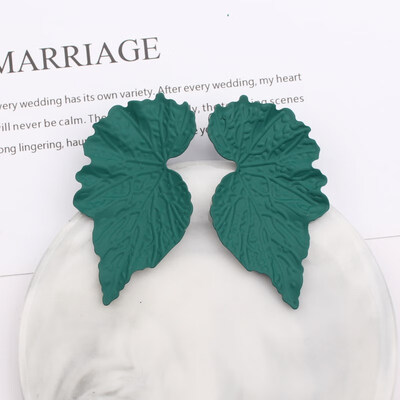 

E1006 Korean Style Cute Metal Flower Earrings For Women Girl Fashion Big Sweet Pendant Earrings Brincos Wedding Party Jewelry