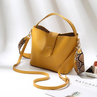 

Tailored Lady Handbag Shoulder Bag Tote Purse Fashion Leather Snake-like Shoulder Strap