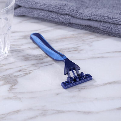 

3-Layers Blades Portable Manual Razor Hotel Disposable Shaver Body Trimmer