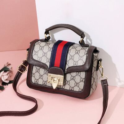 

Summer female Korean wave simple ladies shoulder slung portable womens fashion small square bag