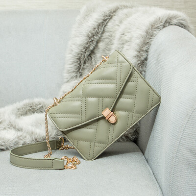 

Summer female bag small fresh Korean version 100 shoulder slanted fashion rhomboid chain small square bag