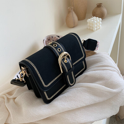 

Internet celebrity ins retro bag fashion broadband single shoulder small square bag new 2019 frosted female bag oblique bag tide