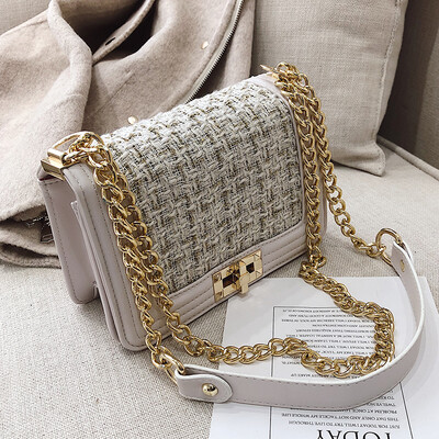 

Bag female 2019 new wave Korean fashion wild small fragrance wind wool casual chain shoulder slung small square bag