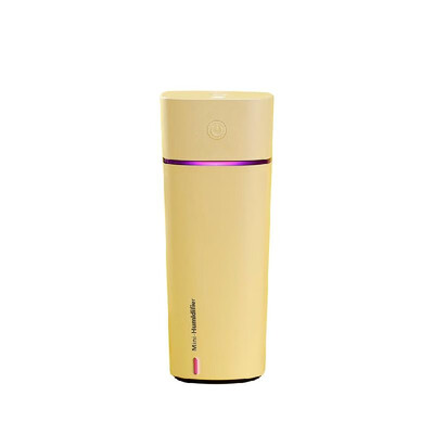 

Mini M11 Fan Lamp 3-in-1 Vehicle Household Desktop Humidifier Yellow
