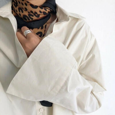 

Vintage Hair Tie Band Chic Little Silk Scarf Ribbon Leopard Print Neckerchief