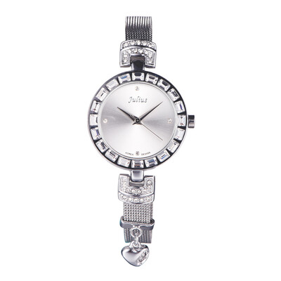 

Watch female waterproof Korean fashion steel students Korean version of simple trend rhinestone metal chain bracelet watch