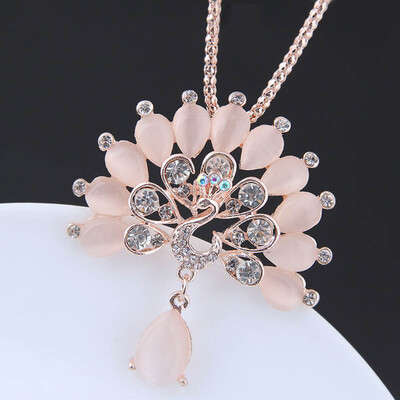

Crystal Opal Peacock Elephant Zebra Owl Pendant Animal Chain Sweater Necklace