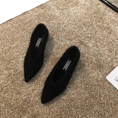 

High-heeled shoes women thick with the new autumn Korean version of shallow mouth pointed career work shoes Joker Mao Mao shoes wo