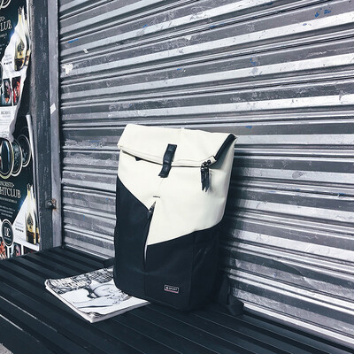 

Large capacity double shoulder bag male impingement college wind 2018 ulzzang street photo personality fashion schoolbag