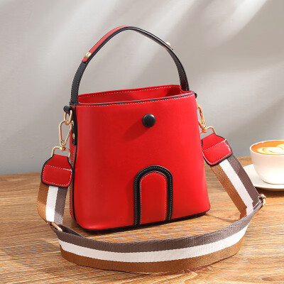 

Womens new fashion Korean version of the fashion Baitao ins single shoulder slanting bag handbag bucket lady bag