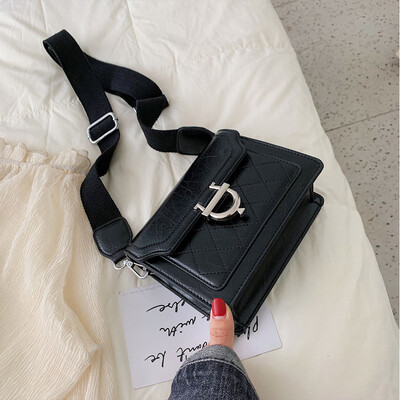 

Small square bag new 2019 tide Korean Joker Messenger bag Joker ins texture wide shoulder strap shoulder bag