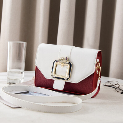 

Summer girls tide color shoulder bag Korean version of Joker Messenger bag fashion lock small square bag
