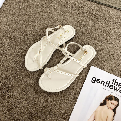 

Summer beach sandals womens Korean version T-type buckle rivet open-toed womens sandals round head low heel sandals