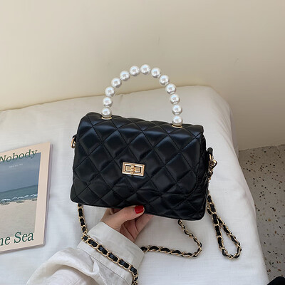 

Magenta chain small bag fashionable pearl portable womens bag new 2019 buckle small square bag single-shoulder bag one-shoul