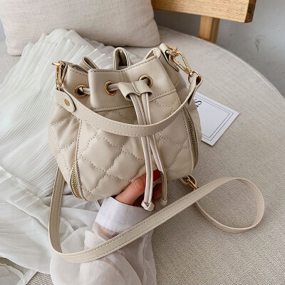 

Net red Lingge bag fashion ins mini bucket bag new 2019 Korean version of Joker shoulder slung bag