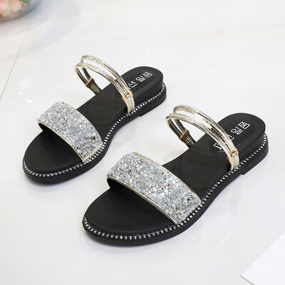 

Two wearing Bohemian beach sandals Korean version of the beach holiday flat-soled student Roman shoes