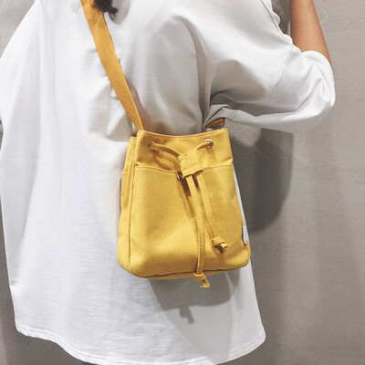 

Net red bucket small bag female 2019 new wave Korean version of the ocean shoulder bag texture fashion canvas slung small square bag