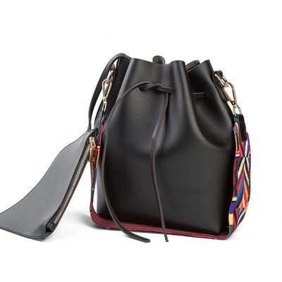 

2017 Fashion Women Vintage Shoulder Messenger Bag Colorful Strap Bucket Bag Large Retro Brand Desinger Ladies Crossbody Bag B008