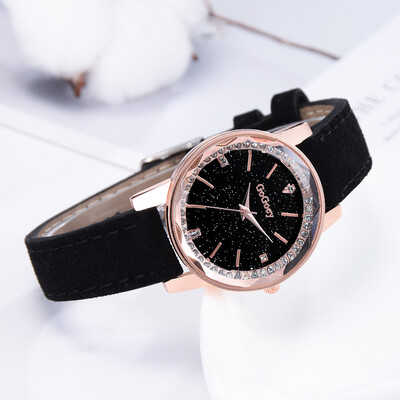 

RM Fashion Simple Without Numeral Scale Scrub Dial Dial Quartz Female Watch