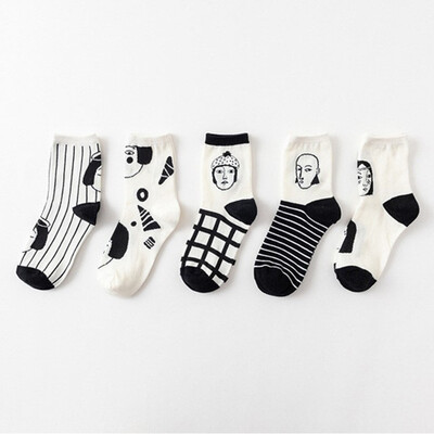 

2018 College Womens White Korean Short Kawaii Warm Winter Cotton Sox Cute Sweet Ladies Casual Socks 5pairs lot Women Socks Fema