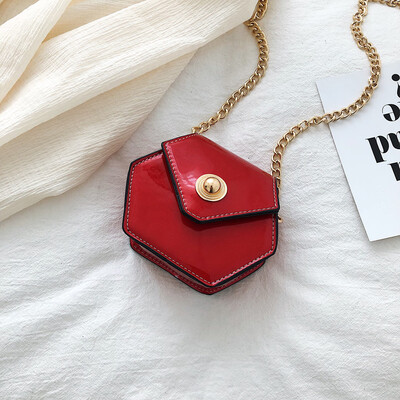 

Tailored Women Pearl Leather Crossbody Bag Candy Cute Color Messenger Bag Chain Beach Bag