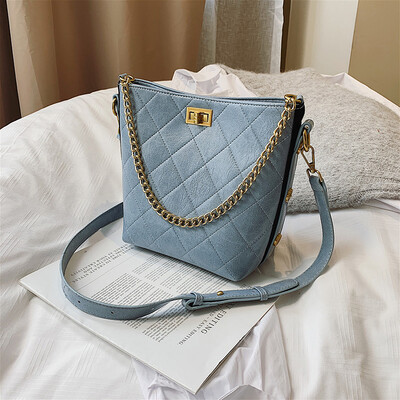 

Hong Kong style feeling large capacity rhombog bucket bag woman 2019 new Korean version 100 lap network celebrity single shoulder