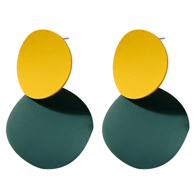 

Two-tone Wafers Clip Earrings Ear Studs Gift For Trendsetter Women Or Ladies