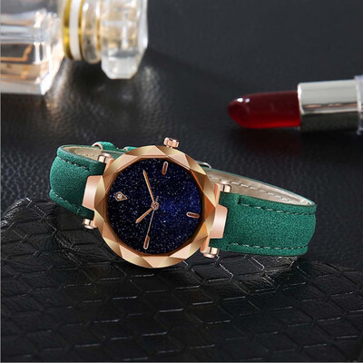 

〖Follure〗Simple And Stylish Luxurious Starry Dial Convex Mirror Leather Strap Watch