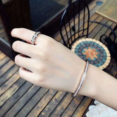 

Small fresh bracelet female models rose gold bracelet simple bracelet learning wild jewelry