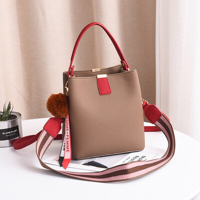 

On the new womens bag tide Korean version of Joker shoulder Messenger bag fashion broadband simple bucket bag