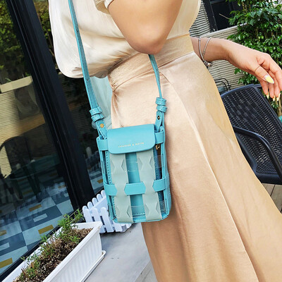 

New small bag female bag 2019 new mobile phone bag summer small fresh hollow crossbody bag fashion net red packet