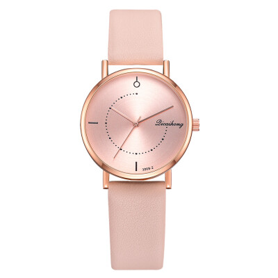 

Fashion temperament ladies watch PU belt casual fashion watch spot