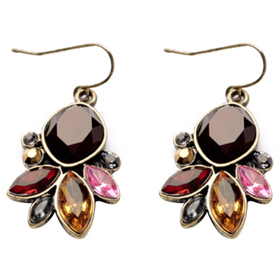 

Jewelry Graceful Resin Stone Antique Pendant Earrings in Womens Access So Great