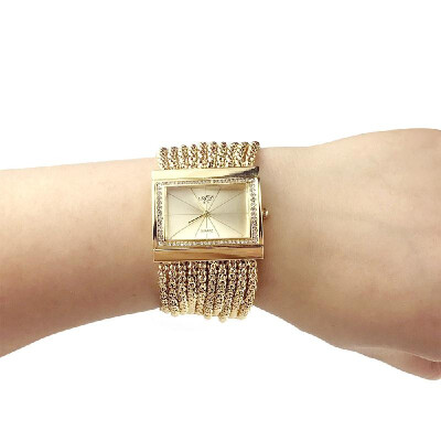 

Women Fashion Square Dial Diamond Quartz Watch Exquisite Luxury Alloy Case Band Analog Wrist Watch
