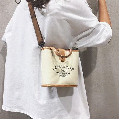 

Canvas big bag female 2019 new Korean version of the wild Messenger bag bucket bag large capacity shoulder fashion handbag