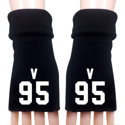 

KPOP BTS EXO GOT7 TWICE SEVENTEEN WANNA ONE Same Gloves Five-finger Half-finger Knitted Gloves