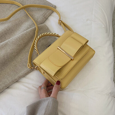 

Advanced sense of the sense of quality on the new bag female 2019 new wave Korean version of the shoulder slung fashion portable small square bag