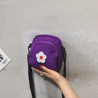 

Ins Japanese Harajuku Soft Girl Girl Small Satchel 2019 Net Red Ocean Flower Canvas Student Shoulder Messenger Bag
