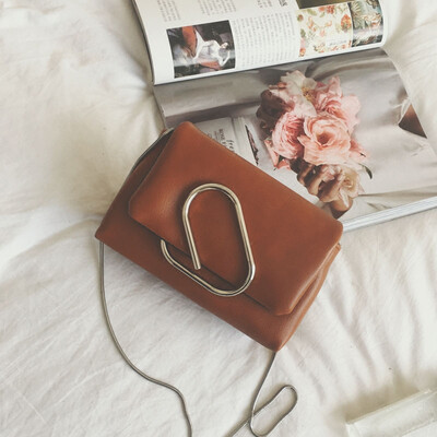 

Womens Chain Package Mini Bag 2017 Summer New Korean Version of Retro Fashion Simple Wild Shoulder Messenger Bag Handbags