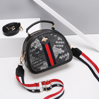 

2019 new niche Harajuku style shoulder small round bag personality stitching female bag diagonal handbag