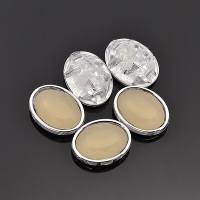 

Sew on Taiwan Acrylic Garment Accessories Faceted Oval NavajoWhite 20x15x7mm Hole 1mm