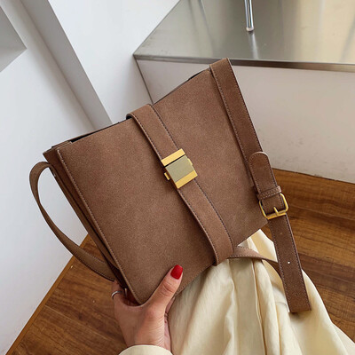 

Scrub fashion bag female foreign Korean version of the shoulder Messenger bag new casual wild tote bag tide