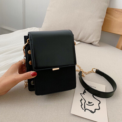 

Red rivet bag chic summer chain mobile phone bag new 2019 womens small square bag frosted Messenger bag